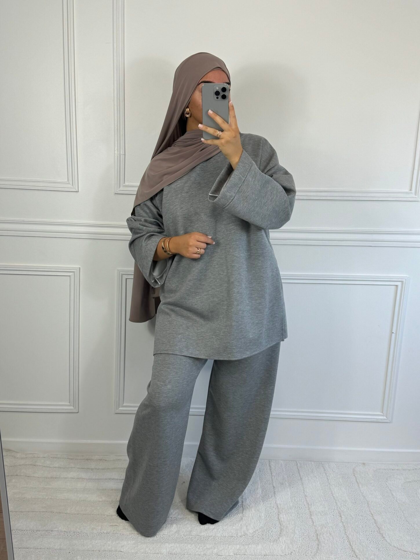 Saya - gris – Image 3