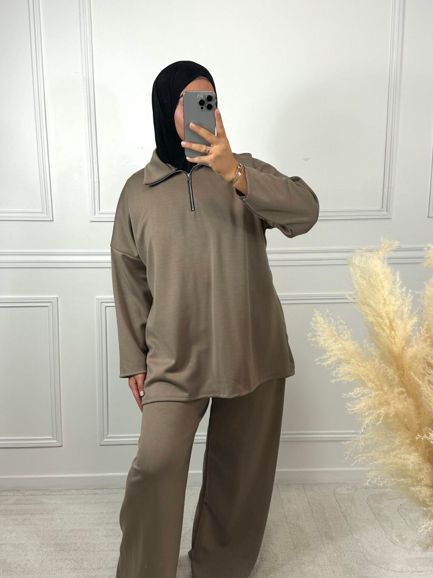 Aman - taupe