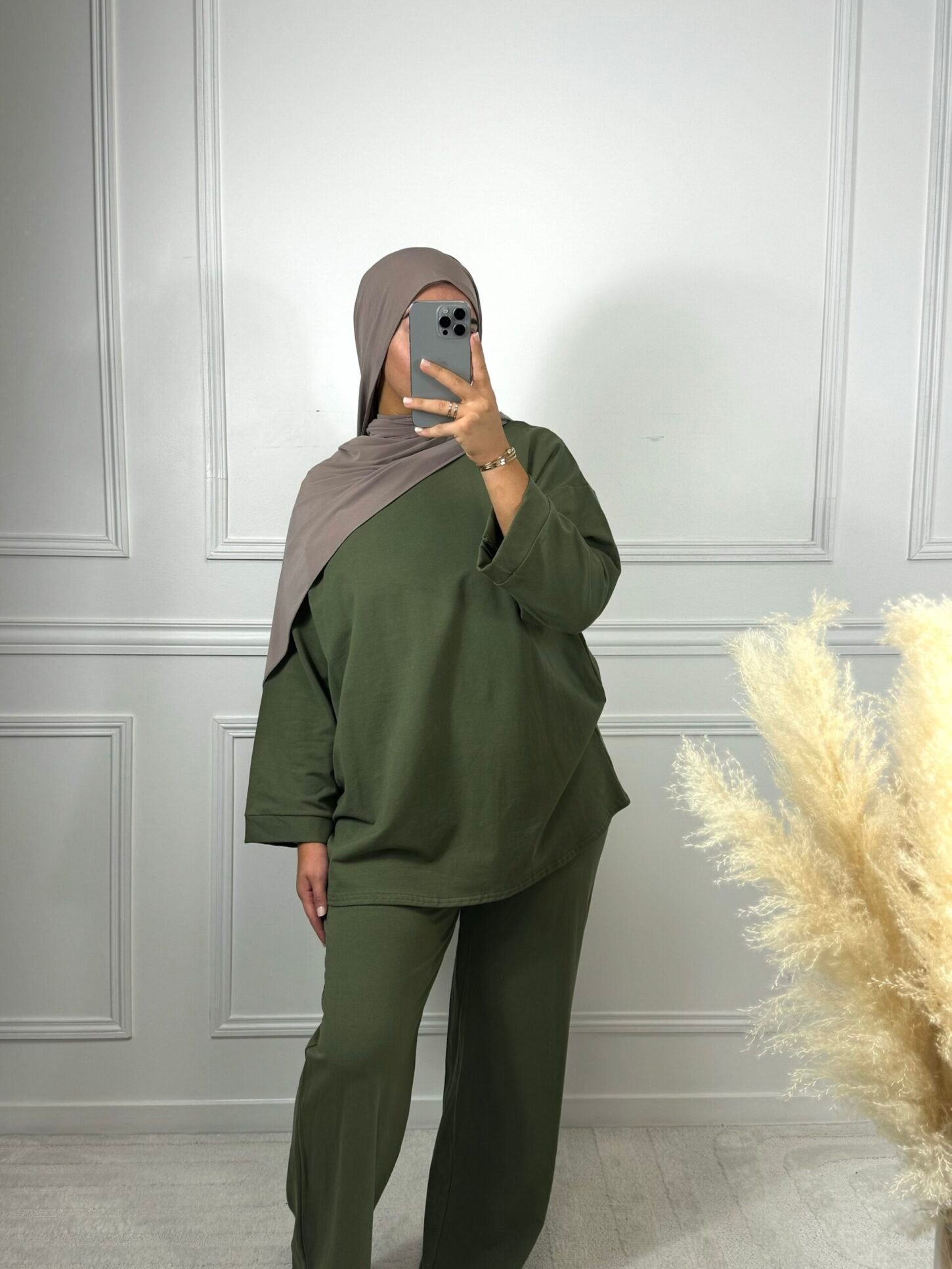 Arwa - kaki