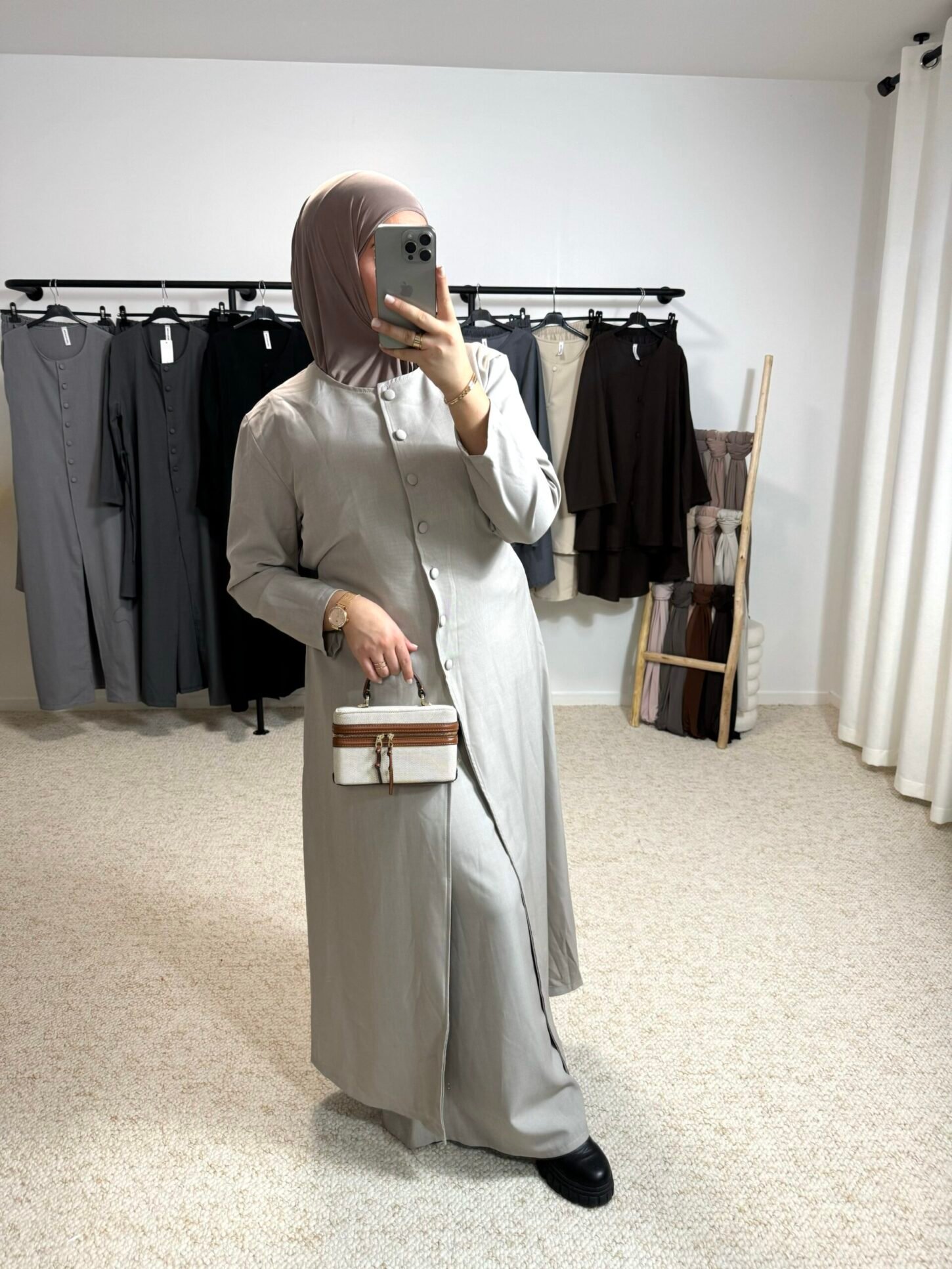 Naqaa - beige – Image 2