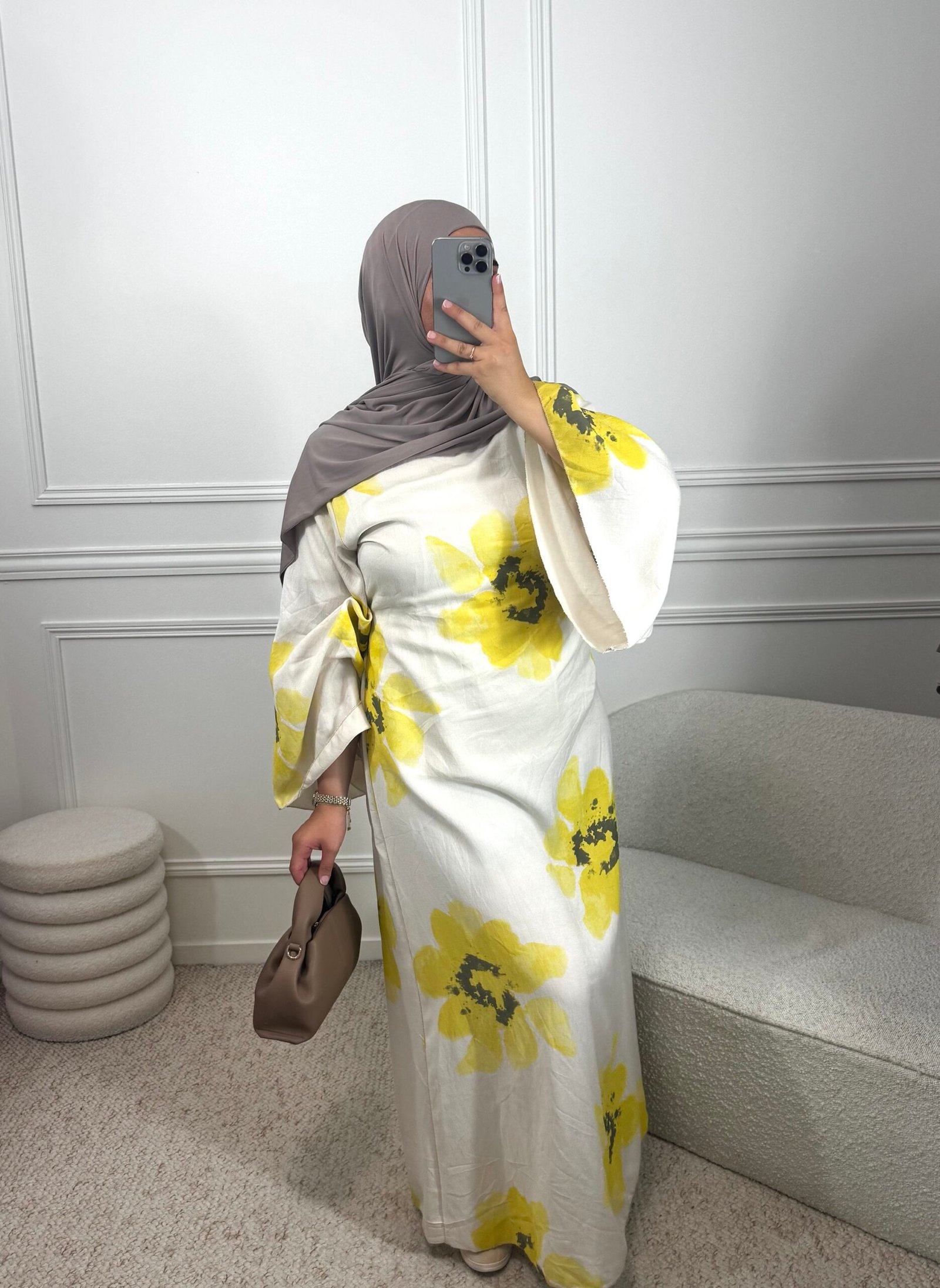 Abaya fleurie - blanche et jaune