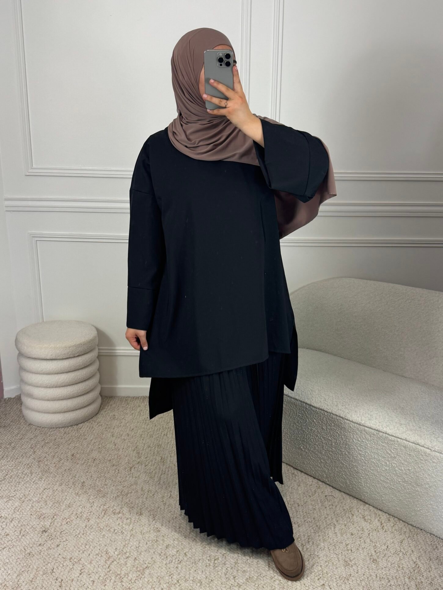 Long Top + Jupe Plissée - noir – Image 2