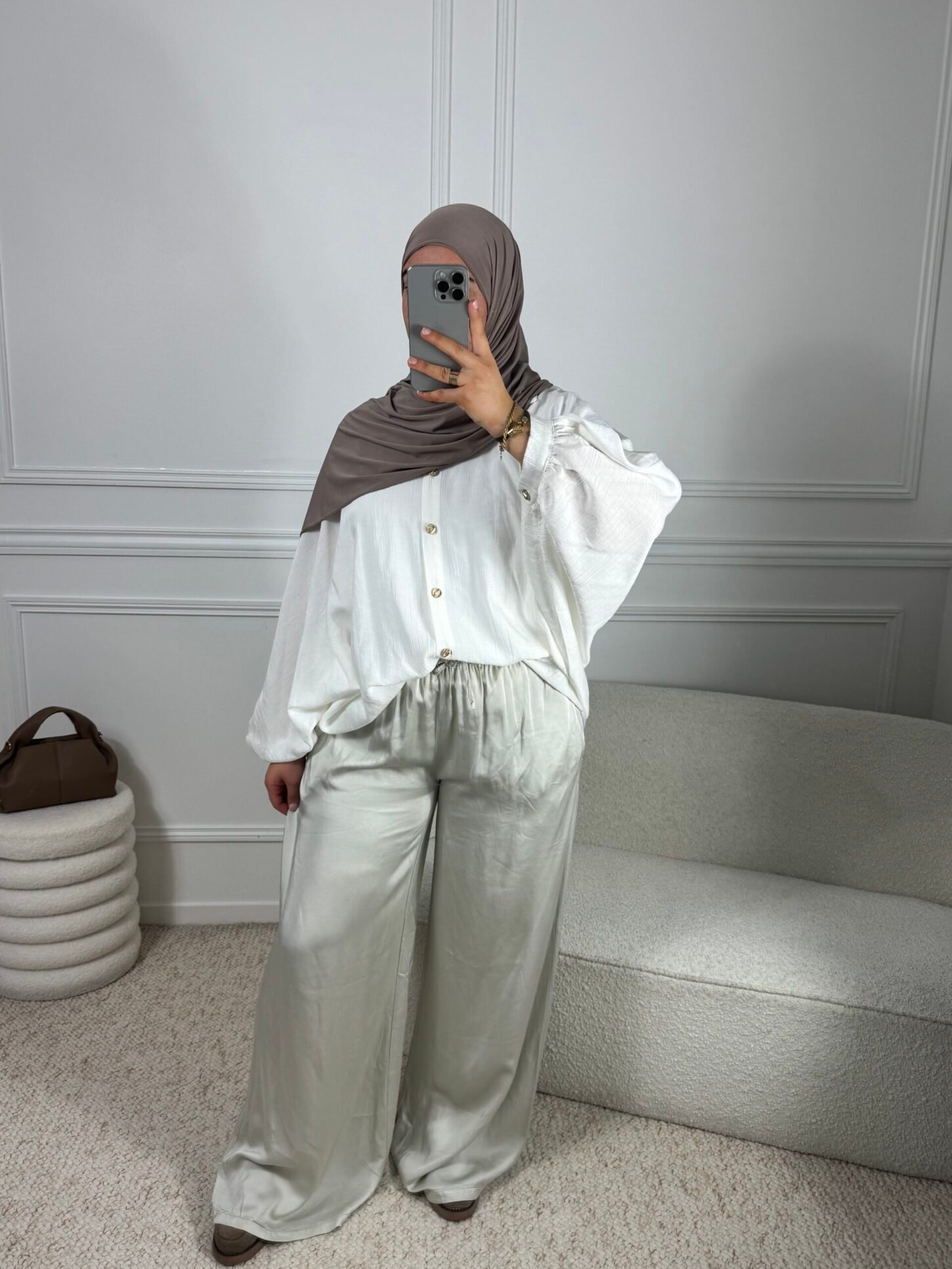 Pantalon Flare - Greige – Image 2