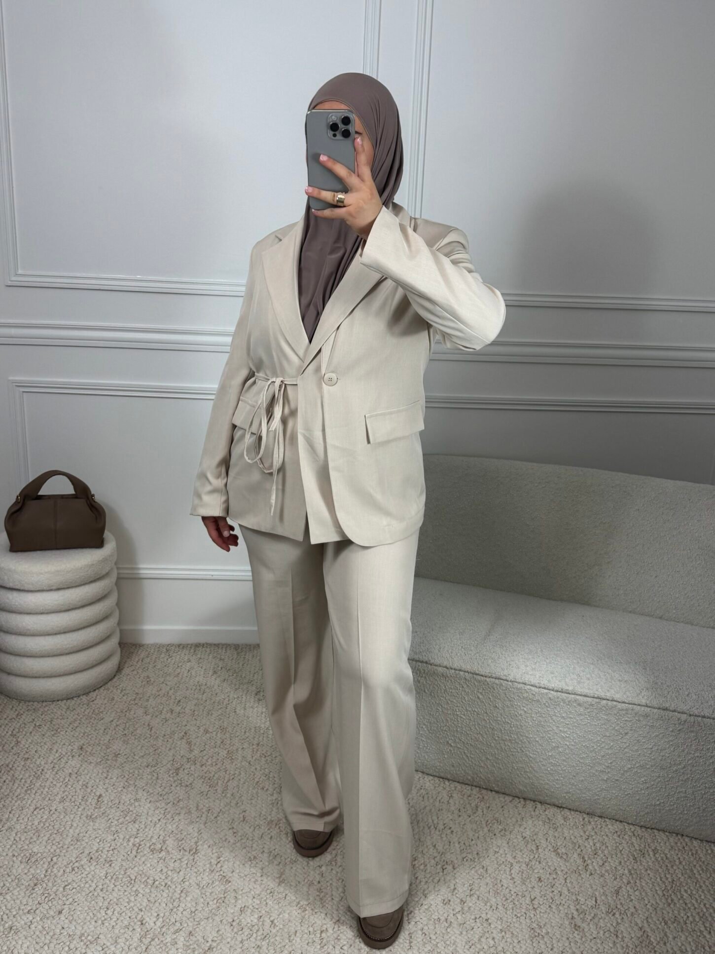 Ensemble Blazer noué - Beige – Image 3