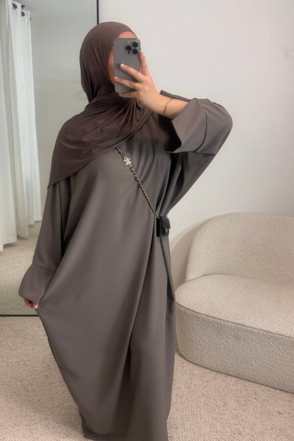 Abaya soie de medine taupe – taupe