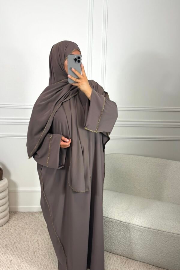 Abaya voile intégrée – taupe