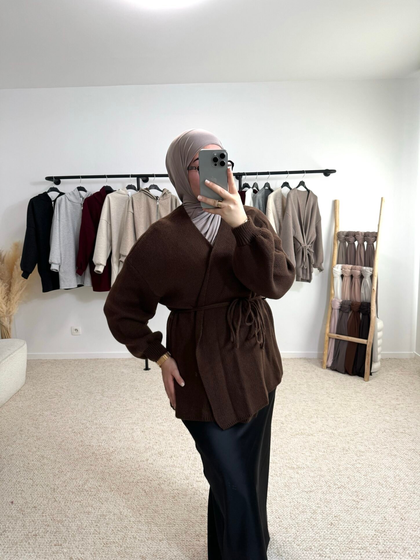 Gilet à nouer  - marron – Image 2