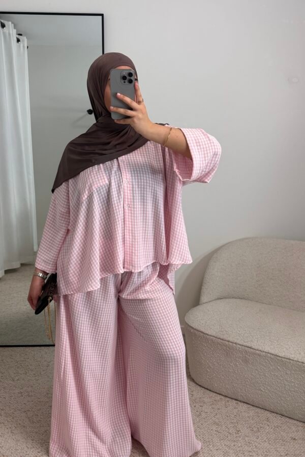 Ensemble à carreaux – rose
