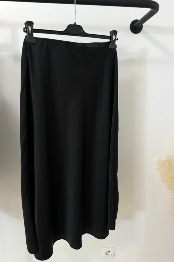 Jupe satinée (petite taille) – noir